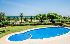 Nice apartment in Cabanes with Outdoor swimming pool and 2 Bedrooms, Cabanes